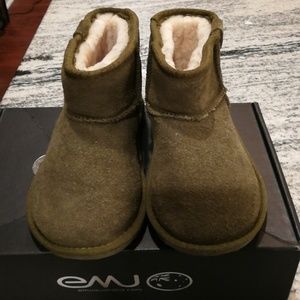 EMU boots for kids